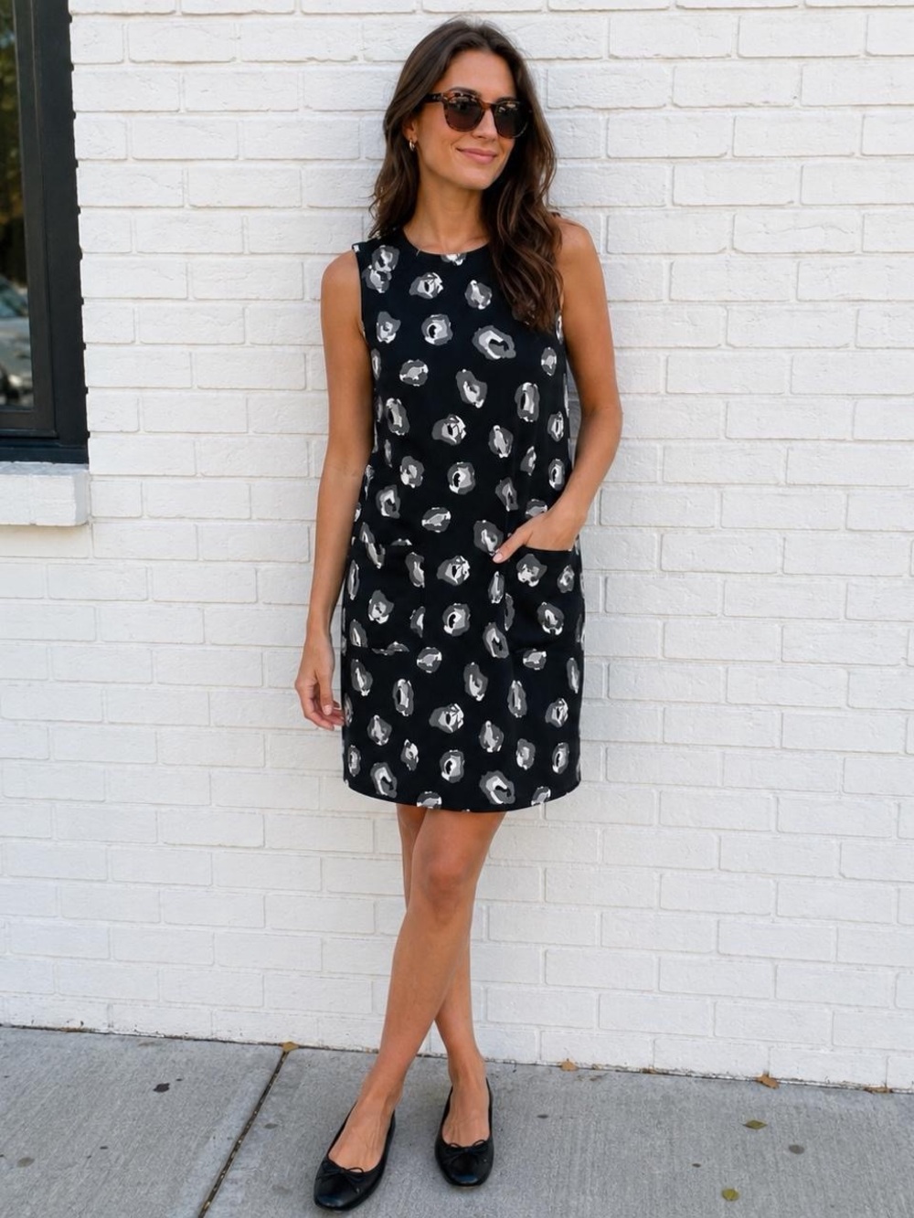 Mudpie Black Macy Oyster Print Sleeveless Shift Dress